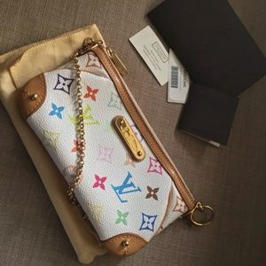Louis Vuttion Millie clutch